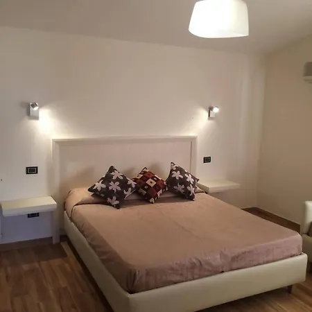 Amico San Leone Bed and breakfast 3*